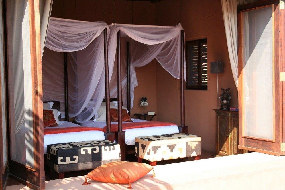 Okahirongo Elephant Lodge Purros Екстер'єр фото