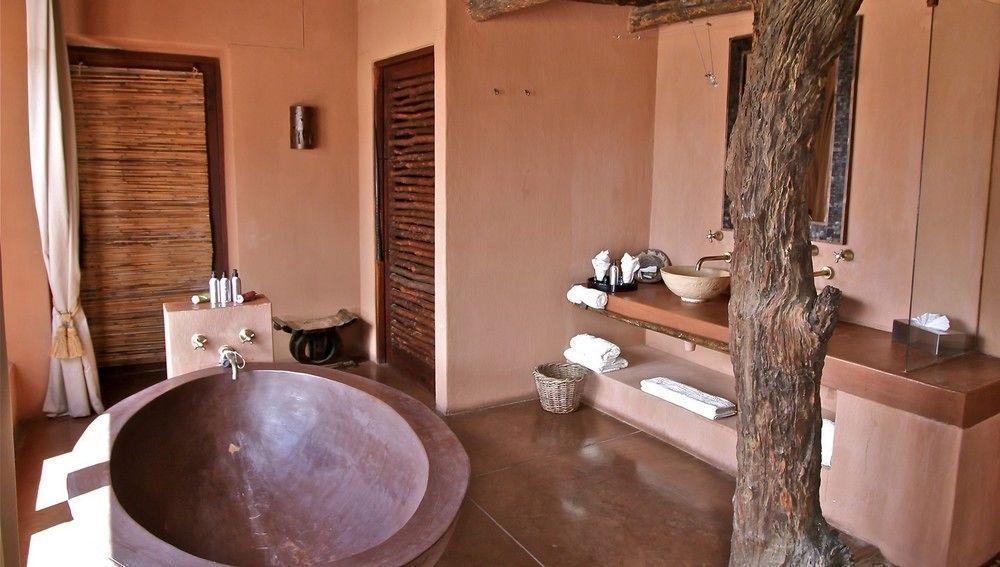 Okahirongo Elephant Lodge Purros Екстер'єр фото